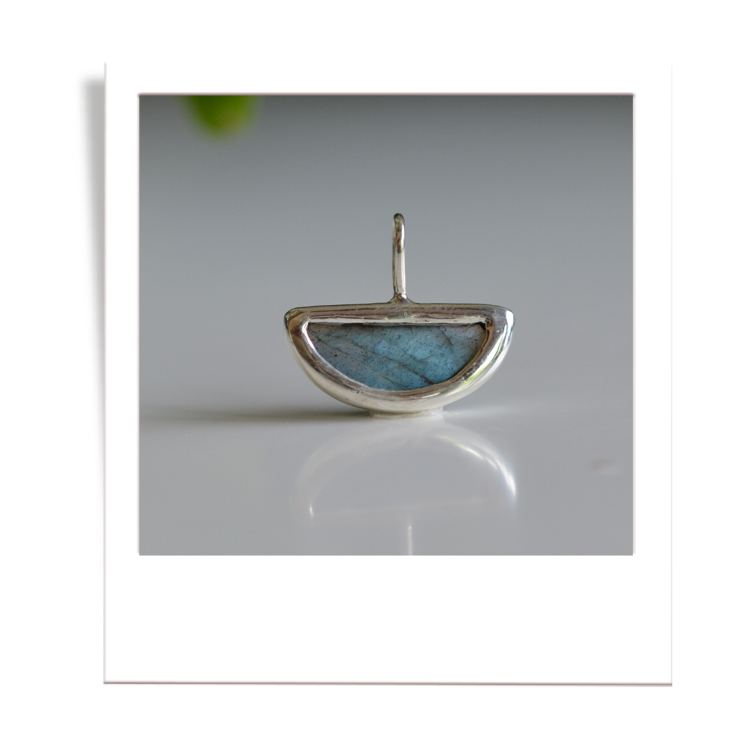 Labradorite Balance Pendant