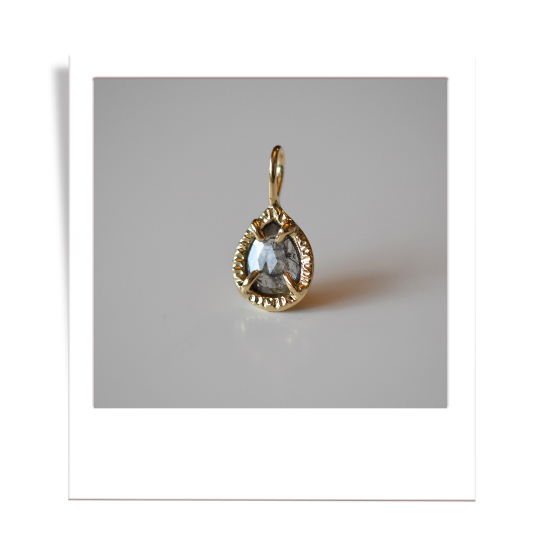 Salt and Pepper Diamond