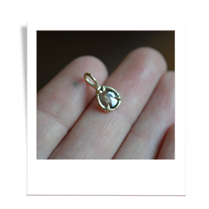 Salt and Pepper Diamond