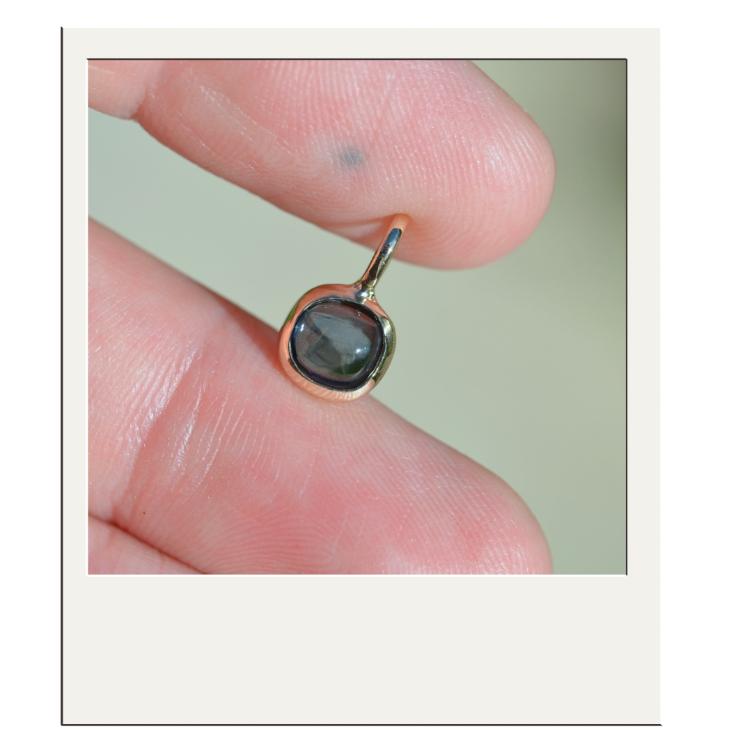 iolite pendant